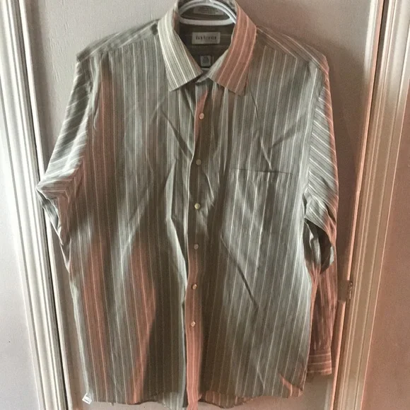 Men - button down shirt - Picture 3 of 3